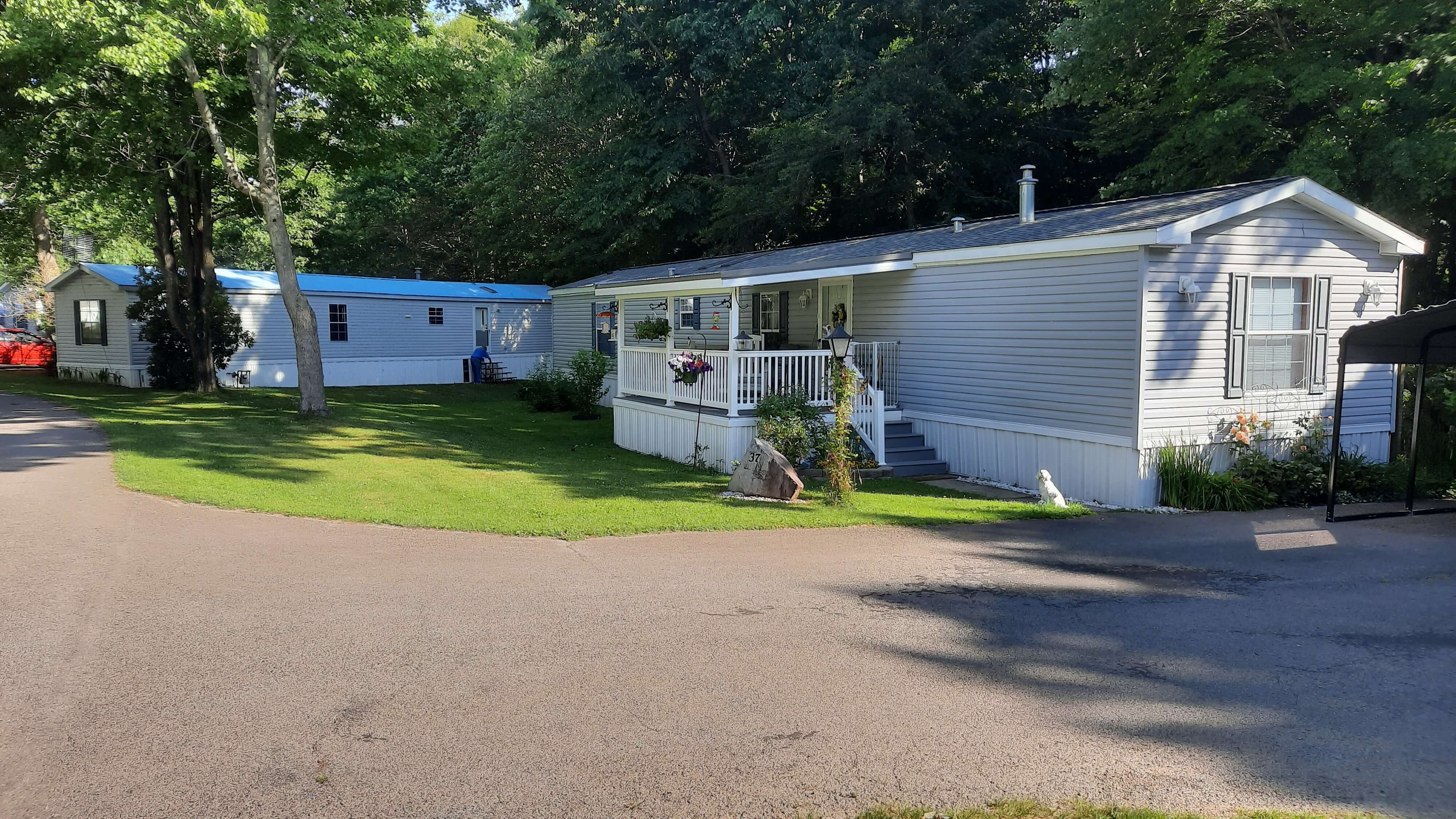 Decorated yard and deck of mobile home